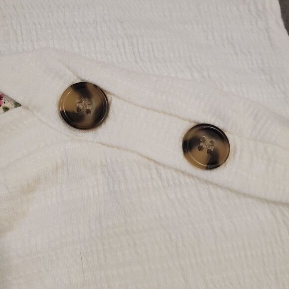 Retrology White Button-Shoulder Short Sleeve Top Medium - Picture 12 of 12